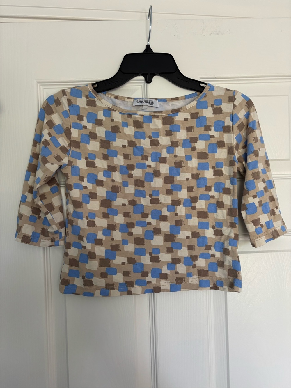 Casual Geometric Crop Tee in Beige and Blue -
